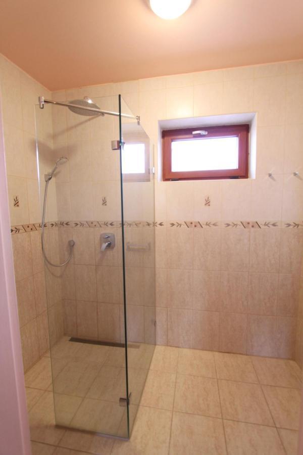 Velence Lake Apartman Gárdony Buitenkant foto