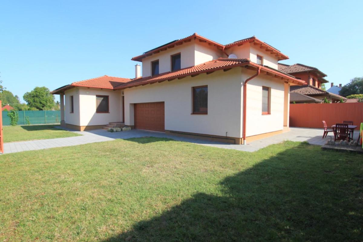 Velence Lake Apartman Gárdony Buitenkant foto